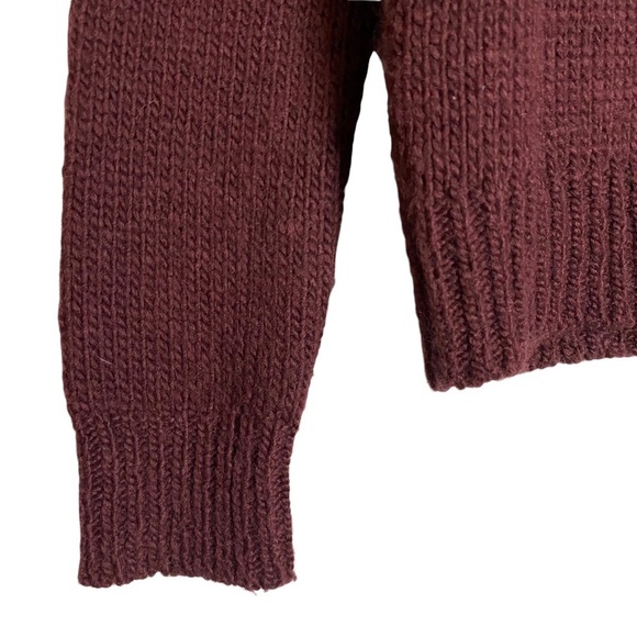 Hollister Knit Maroon Long Sleeve Sweater Raglan Sleeves Yoke Extra Small - Picture 6 of 16